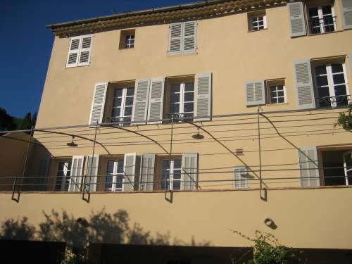 Maison côté jardin